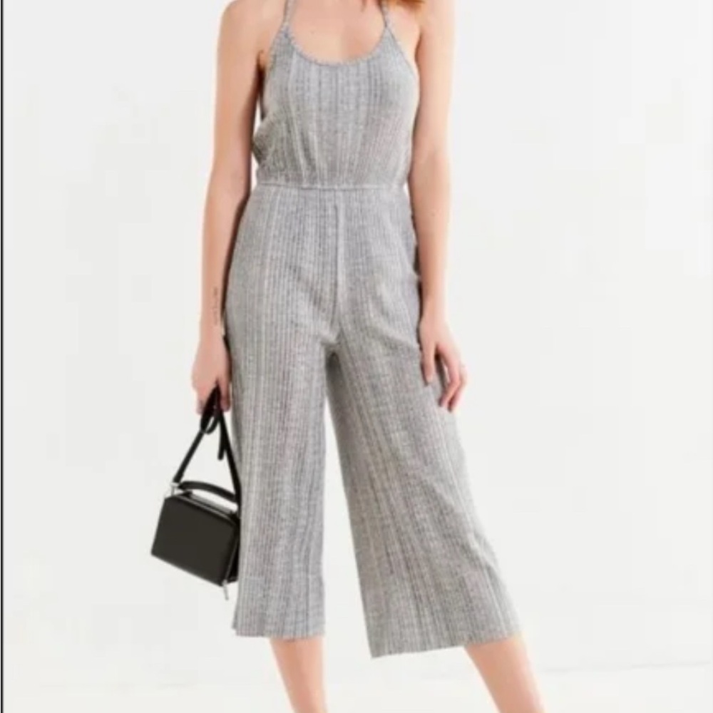 Gray Striped Women's Jumpsuit
Urban outfitters